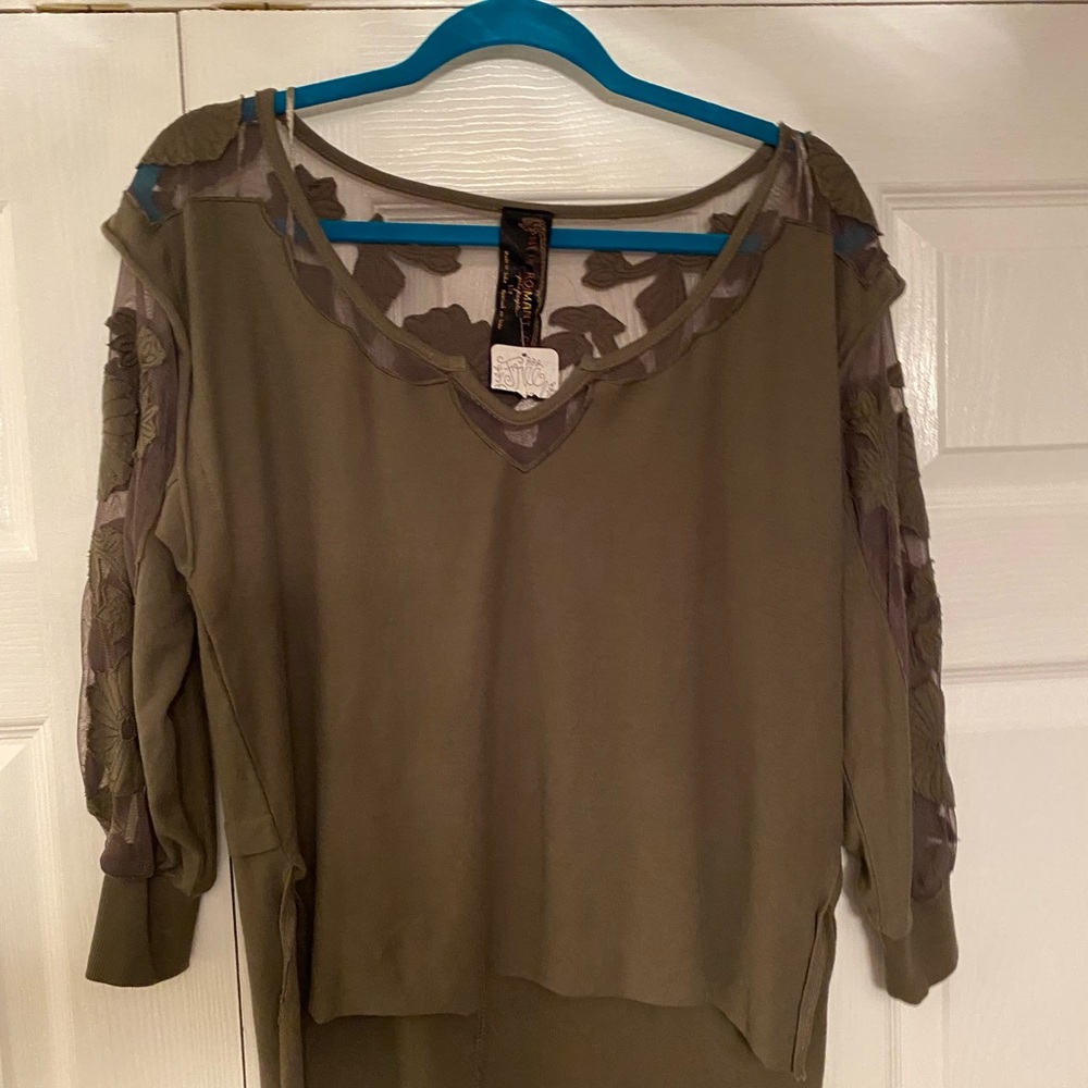 Free people lace shirt. Very pretty on.